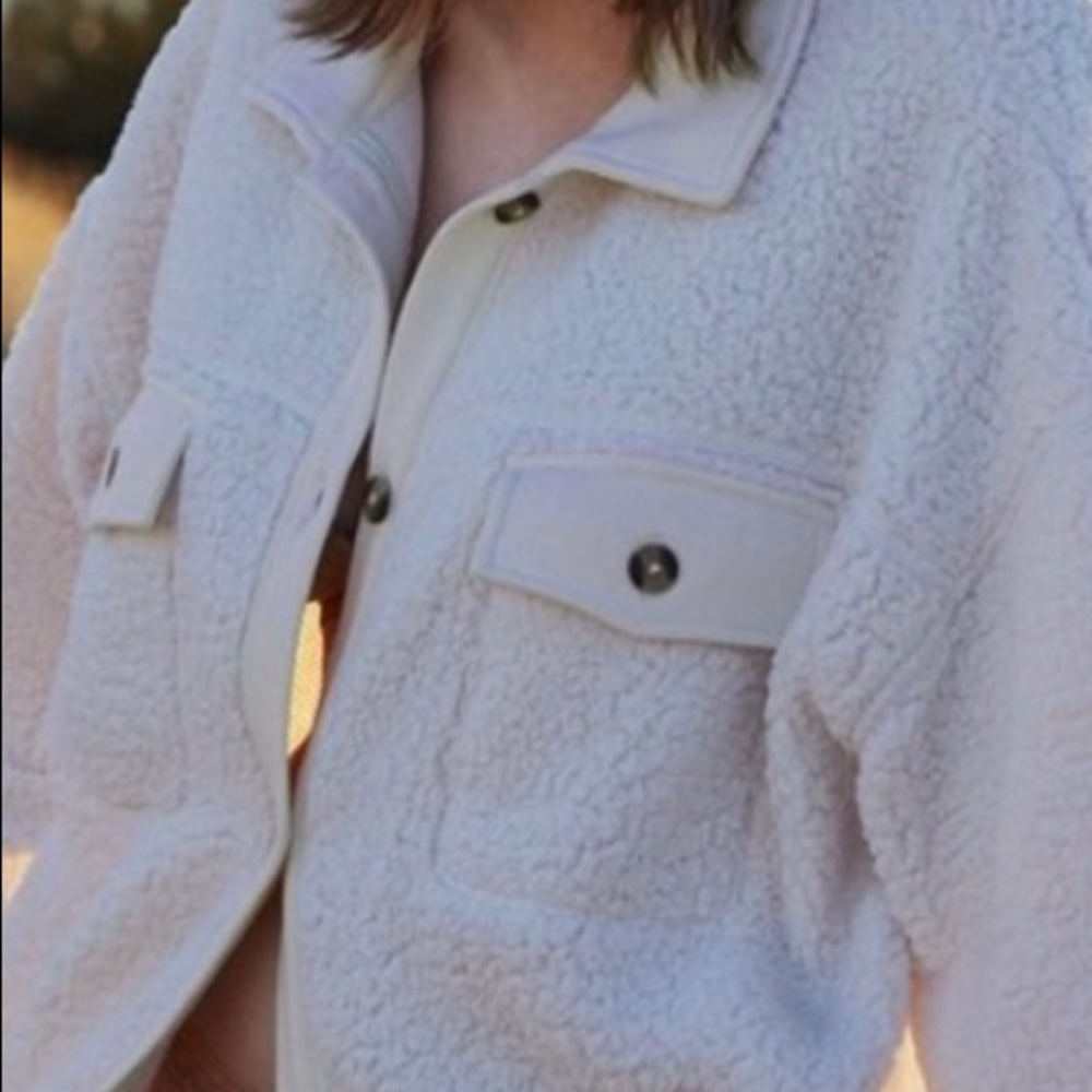 Aerie Sherpa shacket! NWT